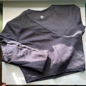 SPORT Crop Top - Blck (Tonal Leopard)